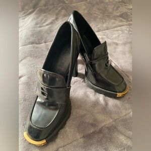 Karl Lagerfeld Black Heeled Loafers